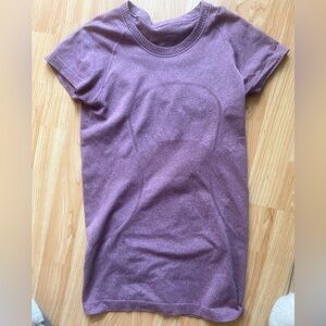 Lululemon run swiftly t-shirt